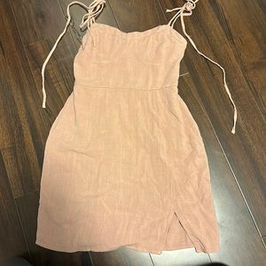 Aeropostale pale pink strap dress, size XS, good condition.